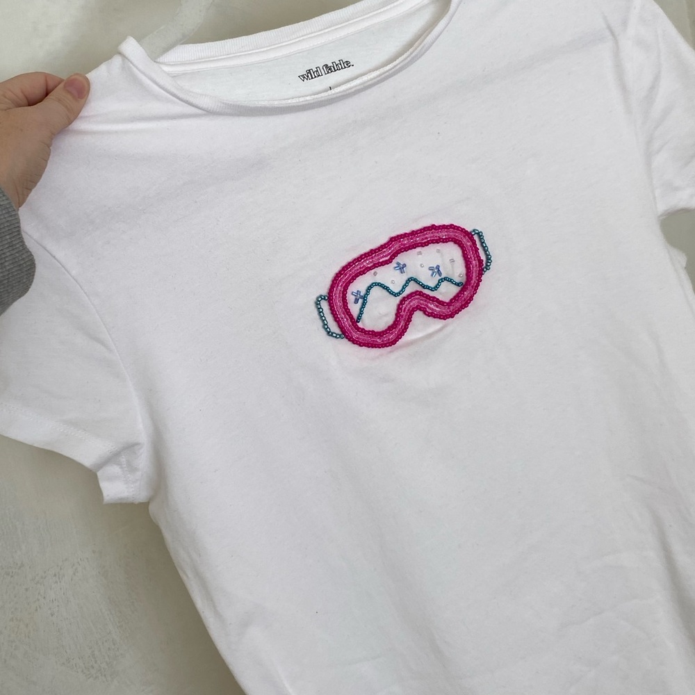 Hand beaded Après ski tshirt snowboarding